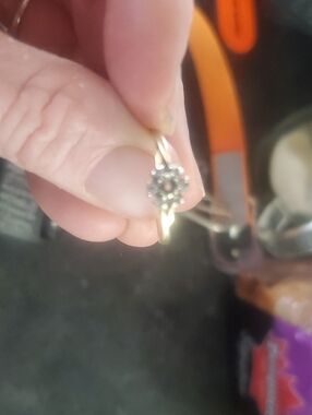 9 K Gold Ring
